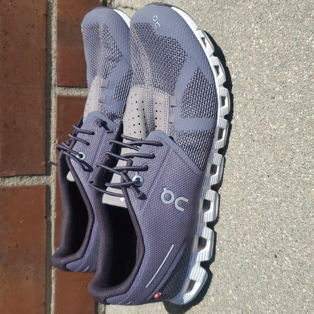 On Cloud Women's Shoes